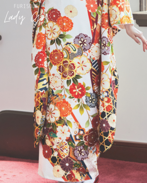 振袖　白系　オフホワイト系　総柄　亀甲　鶴　桜　古典柄　正絹 振袖白系オフホワイト系総柄亀甲鶴桜古典柄正絹