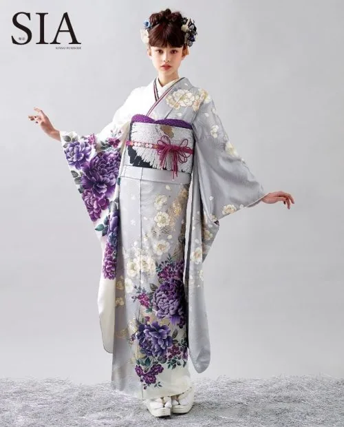 シンプル牡丹柄モダン振袖（紺）｜振袖ネットレンタルはおりえん