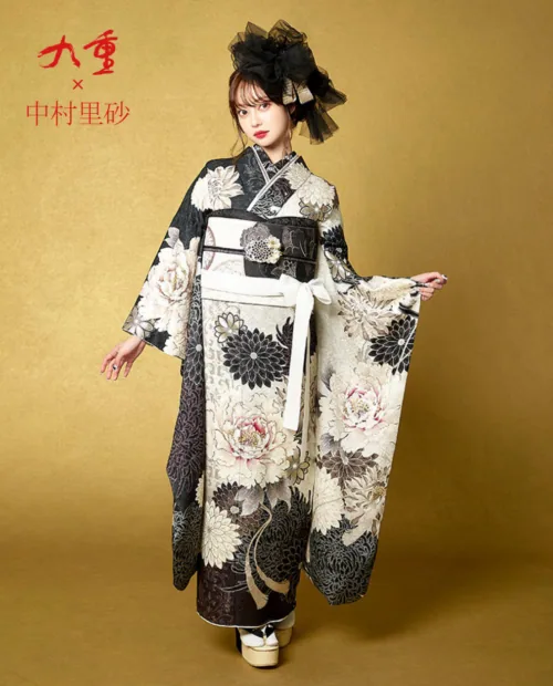 M*I様 値下 157 中振袖 成人式 着物 美品 九重×中村里砂 白黒モノトーン振袖24005｜振袖ネットレンタル