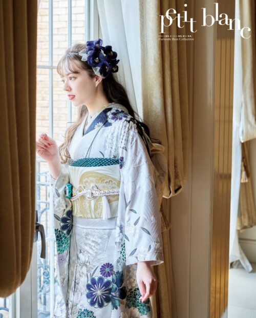 プチブラン　振袖のみ プチブラン くすみ緑に毬菊柄が可愛い古典振袖 24037 | おりえん