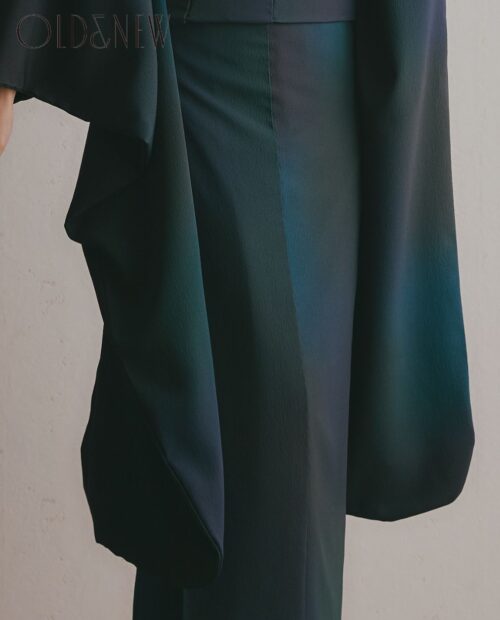 OLD＆NEW レンタル振袖｜無地ぼかし紺（全国成人式対応）