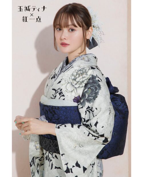 玉城ティナ　振袖のみ　6/22まで出品 ナナイロキモノWEBショップ / 紅一点×玉城ティナ