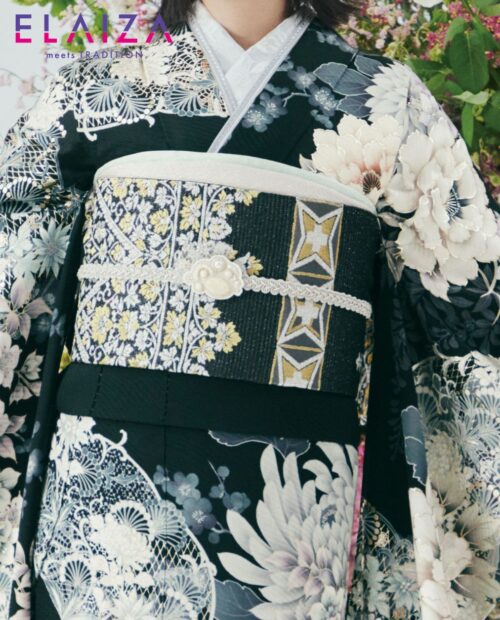 振袖 TAKAZENの振袖 /白色/茶色/古典/牡丹柄/ 華徒然×吉木千沙都 白